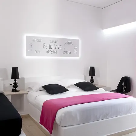 Acqua Vatos Santorini