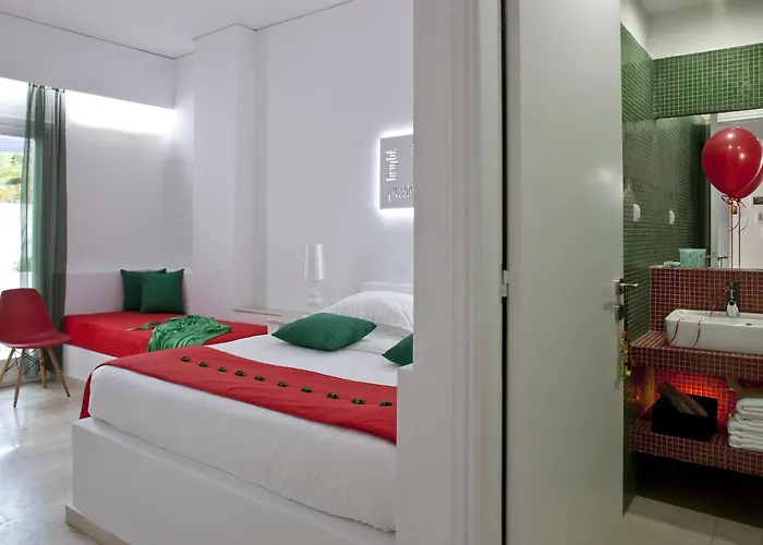 Hotel Acqua Vatos Santorini 3*