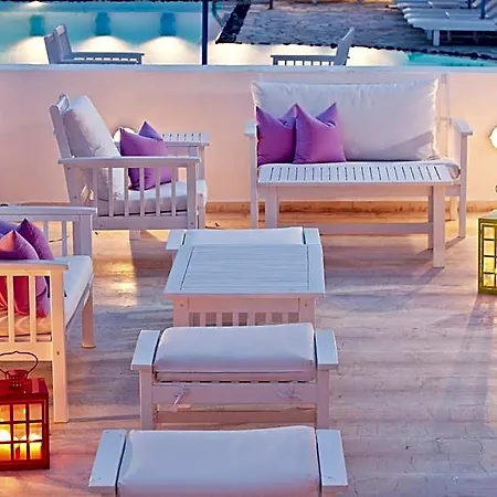 Acqua Vatos Santorini 3* Kamári