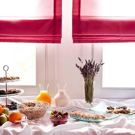Acqua Vatos Santorini 3* Камари