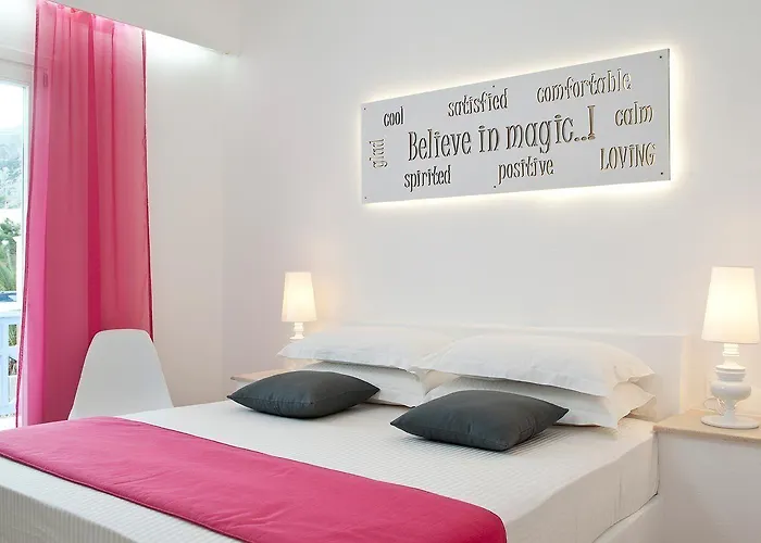 Acqua Vatos Santorini 3* Kamári