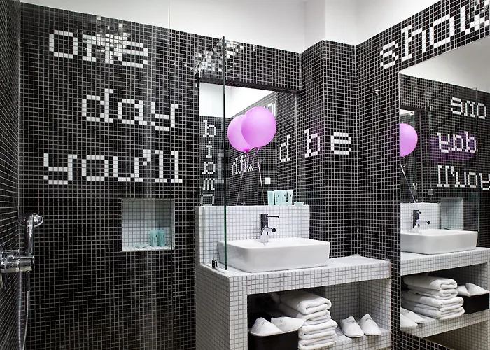 Acqua Vatos Santorini