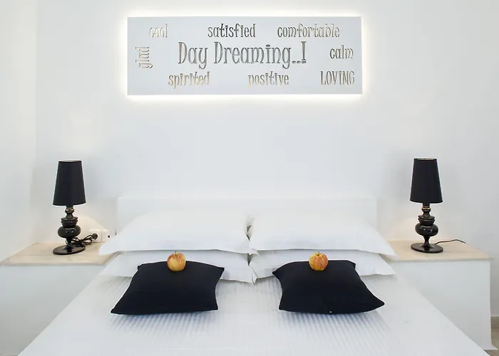 Acqua Vatos Santorini