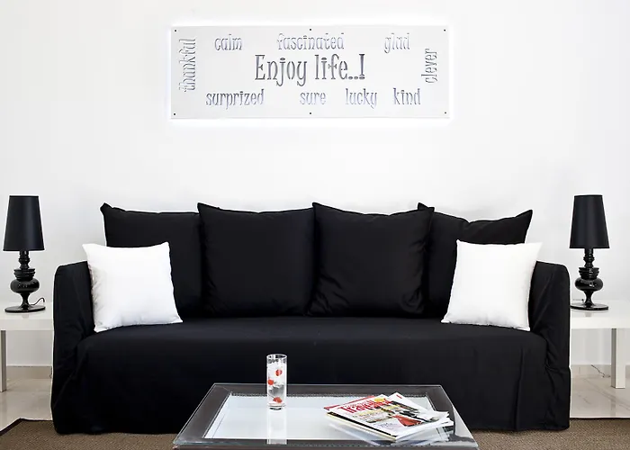 Acqua Vatos Santorini